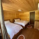Bujtina Izet Selimaj Gasthuis 3*