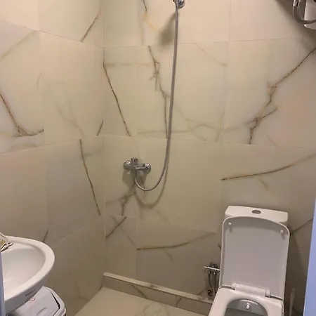 Bujtina Izet Selimaj Gasthuis Valbone