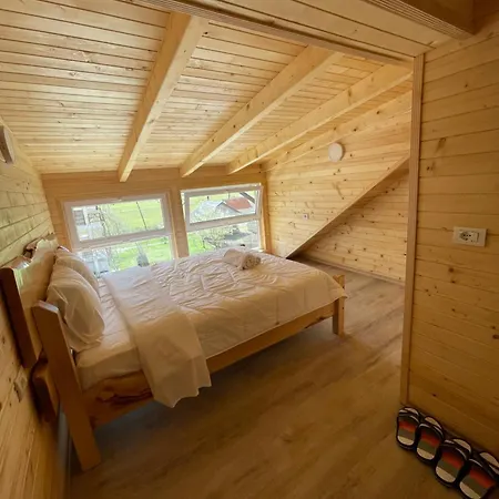 Bujtina Izet Selimaj Valbone