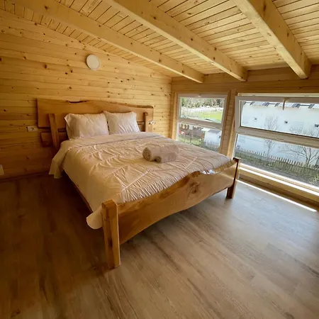 Bujtina Izet Selimaj Gasthuis Valbone