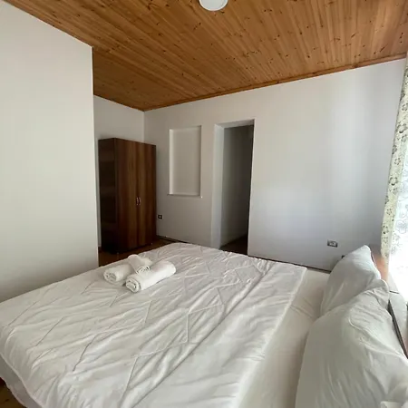 بيت ضيافة Bujtina Izet Selimaj