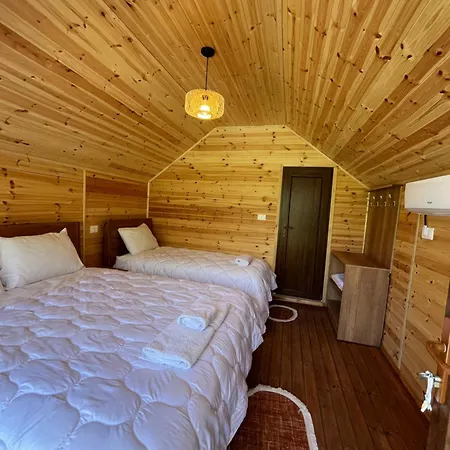 بيت ضيافة Bujtina Izet Selimaj 3*