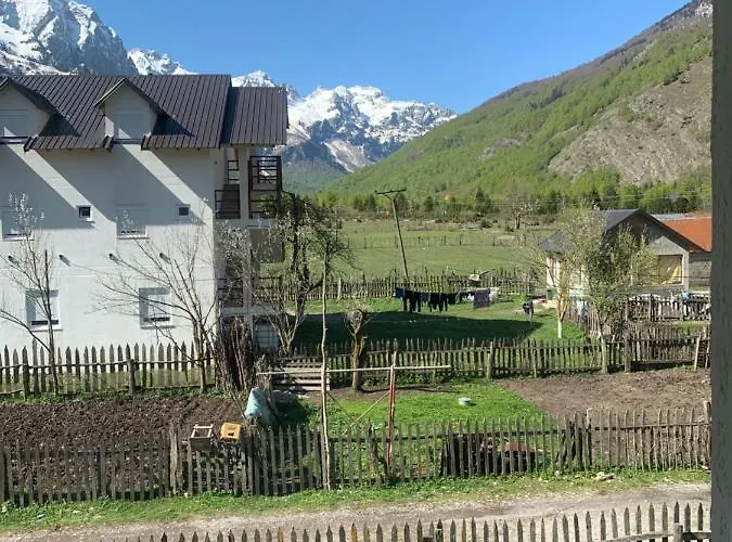 Bujtina Izet Selimaj 발보너