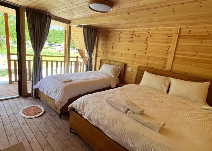 Bujtina Izet Selimaj Πανσιόν 3*