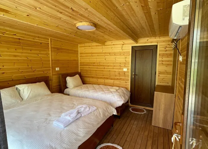 Πανσιόν Bujtina Izet Selimaj Βαλμπόνα