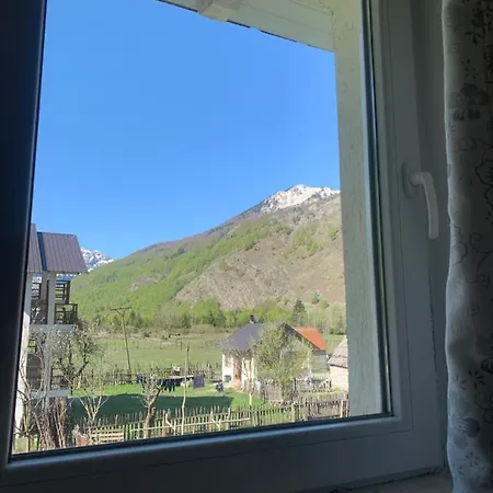 Bujtina Izet Selimaj * Valbone