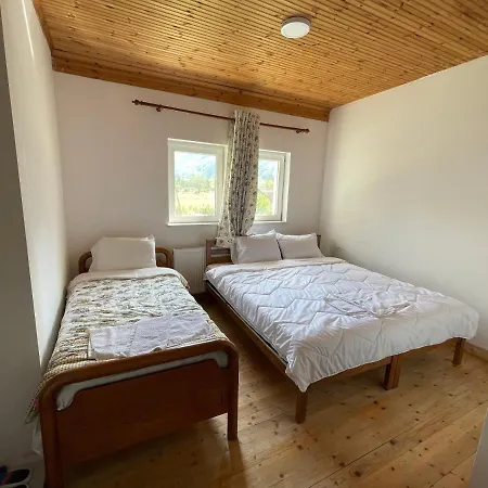 Bujtina Izet Selimaj Konukevi