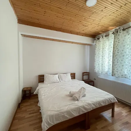 Bujtina Izet Selimaj 3* Valbone